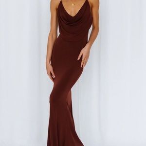 selfie leslie Myrah Draped Bust Mermaid Maxi Dress Mocha